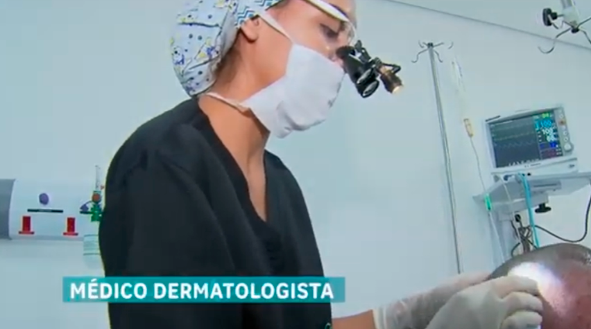 Entenda o que é a alopecia, doença que pode causar perda de cabelos